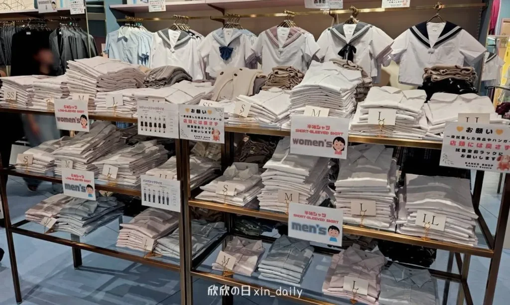 東京迪士尼制服租借 上衣尺寸齊全